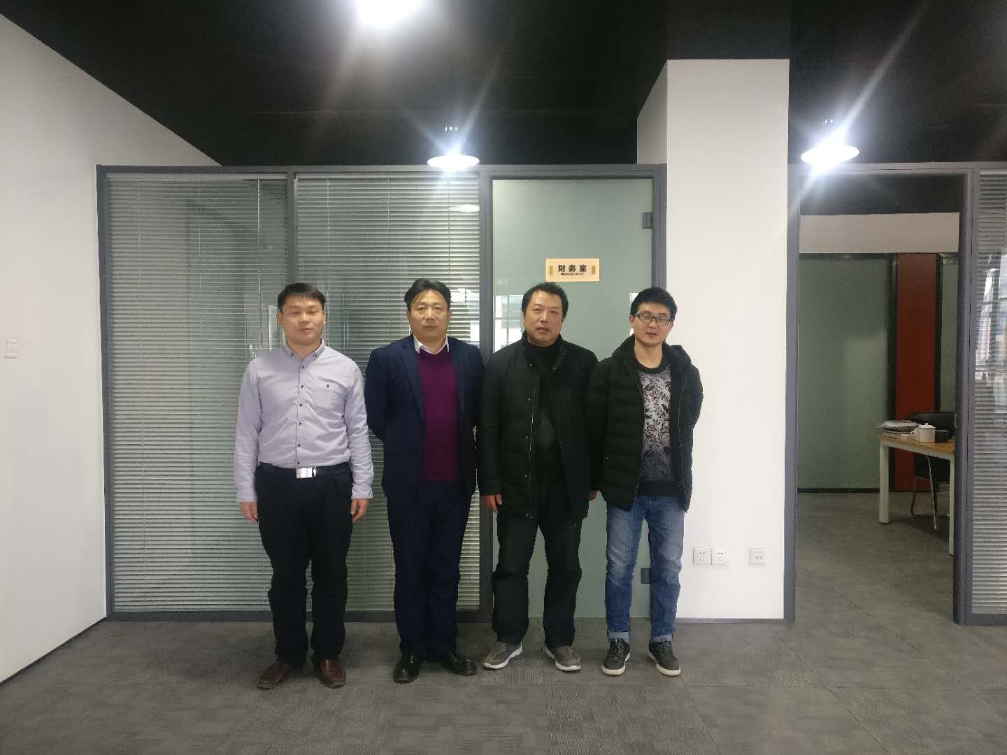 &#20197;&#35802;&#20026;&#26412;&#36194;&#22312;&#20449;&#35465;&#57;&#48;&#48;&#49;&#99;&#99;&#40;&#20013;&#22269;&#41;&#26377;&#38480;&#20844;&#21496;