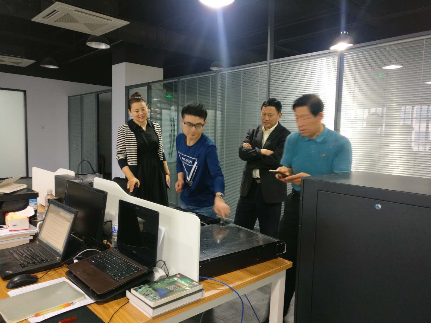 &#20197;&#35802;&#20026;&#26412;&#36194;&#22312;&#20449;&#35465;&#57;&#48;&#48;&#49;&#99;&#99;&#40;&#20013;&#22269;&#41;&#26377;&#38480;&#20844;&#21496;